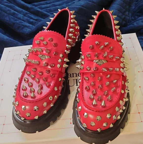 MCQUEEN SPIKY LOAFER - Picture 2 of 4